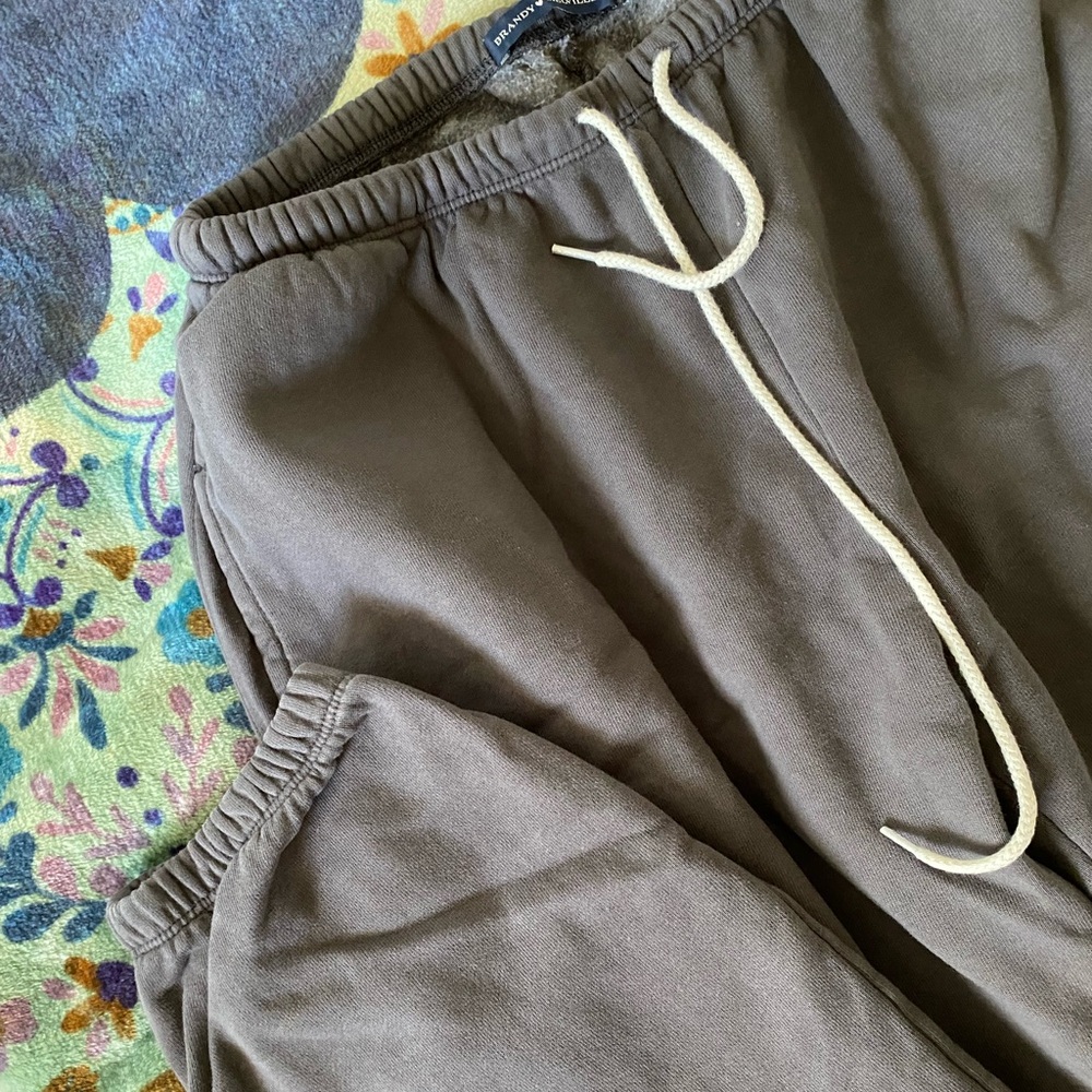 Brandy Melville sweatpants
